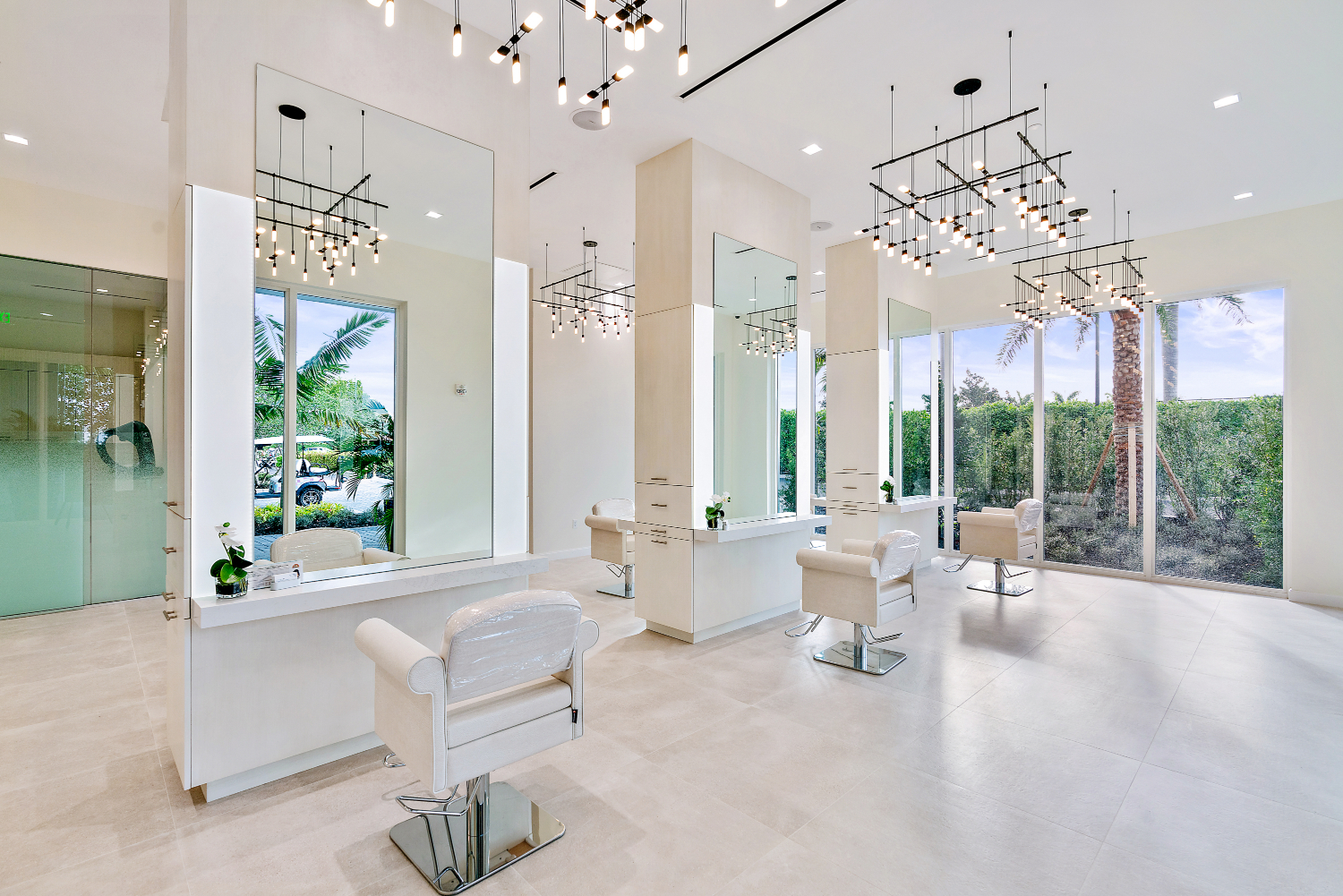 Gallery Image Admiral_s Cove Spa _ Salon-18