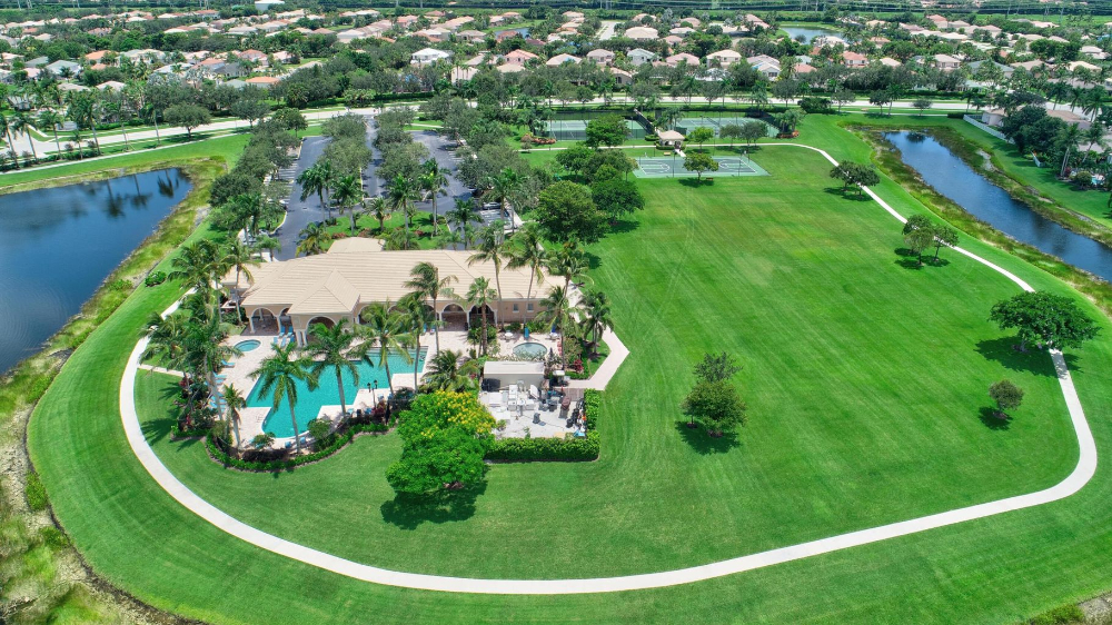 Gallery Image isles at wellington amenities